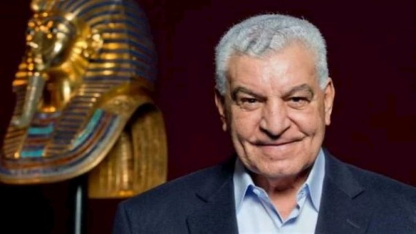 مستشار زاهي حواس يكشف كواليس الحوار المثير للجدل مع جو روجان