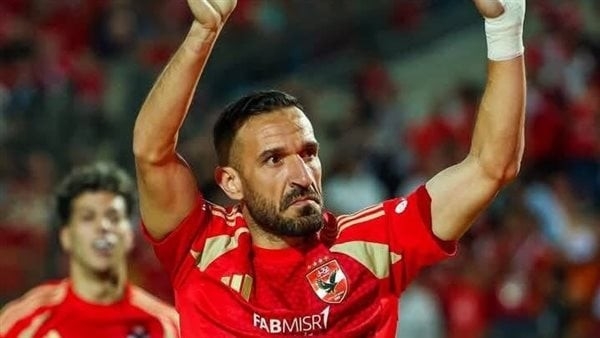 حقيقة وداع معلول للاعبي الأهلي وجمع متعلقاته من غرفة الملابس عقب مباراة حسم الدوري