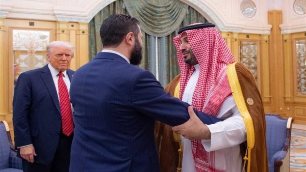 «جذاب ولديه ماض قوي».. هل امتدح ترامب أحمد الشرع؟ (فيديو)