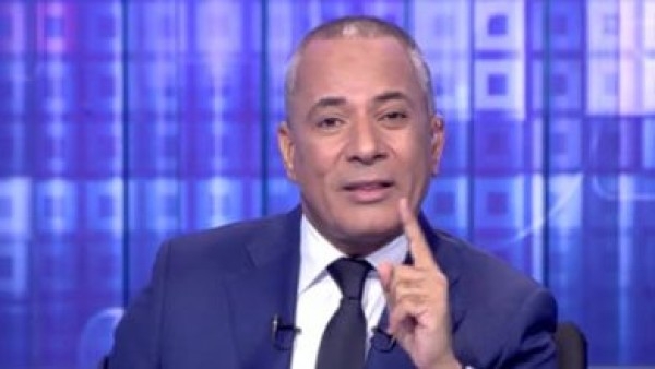 "مفيش ميكروباص هيمشي على الدائرى".. أحمد موسى يكشف تفاصيل تشغيل الأتوبيس الترددي