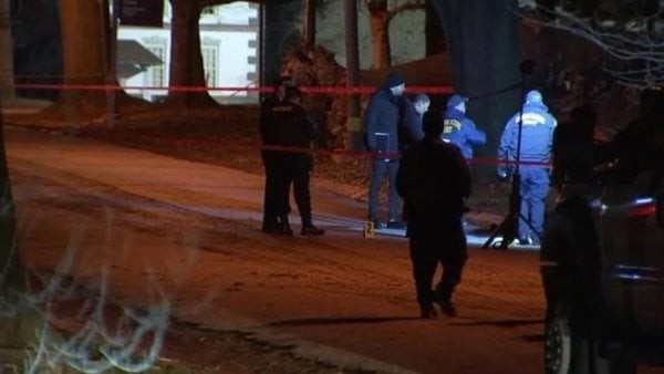 مقتل وإصابة 11 شخصا في إطلاق نار بحديقة فيرمونت بولاية فيلادلفيا الأمريكية (فيديو)