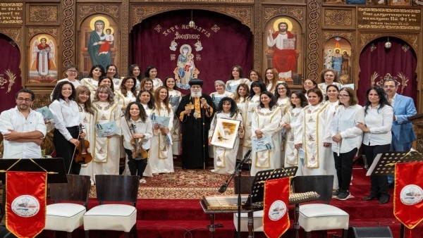 إيبارشية هولندا تحتفل بالعيد السنوي لتأسيسها وعيد سيامة أسقفها