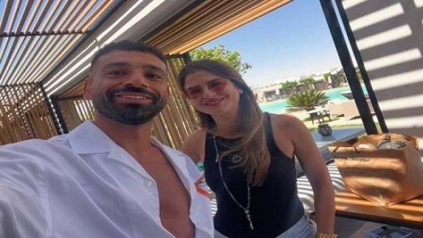 من هي كارين فهمي التي تصدرت التريند بعد صورتها مع محمد صلاح؟