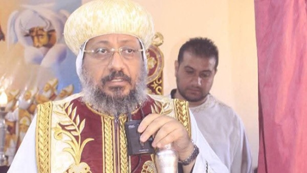 أسقف الوادى الجديد والواحات يزور كنيسة البابا كيرلس والعذراء بالفرافرة