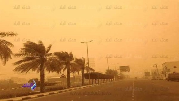 عواصف رملية وترابية اليوم وارتفاع حرارة الجو خلال فترة العيد.. فيديو