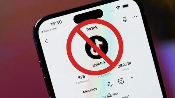 استشاري علم نفس: "تيك توك" خطر على القيم ويسبب اضطرابات نفسية