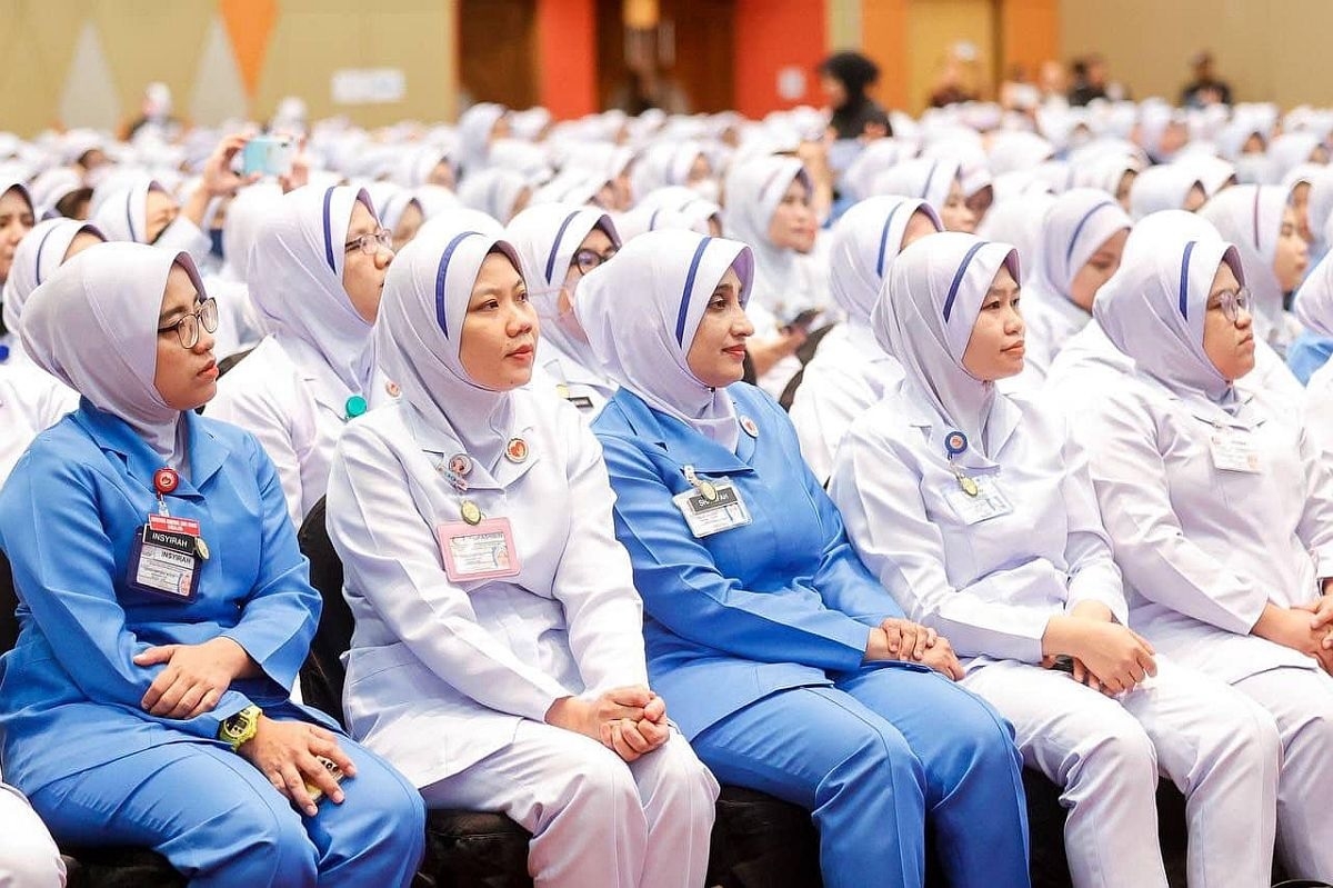 Making nurses work 45 hours not the solution