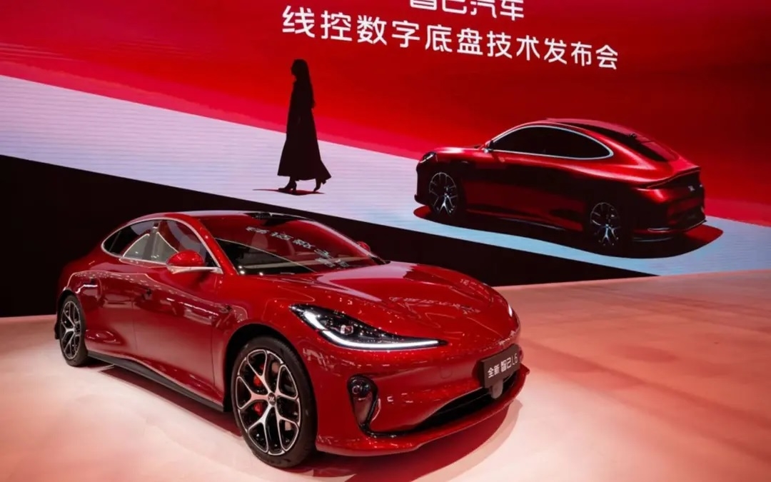Smart driving new front in China car wars despite fatal crash