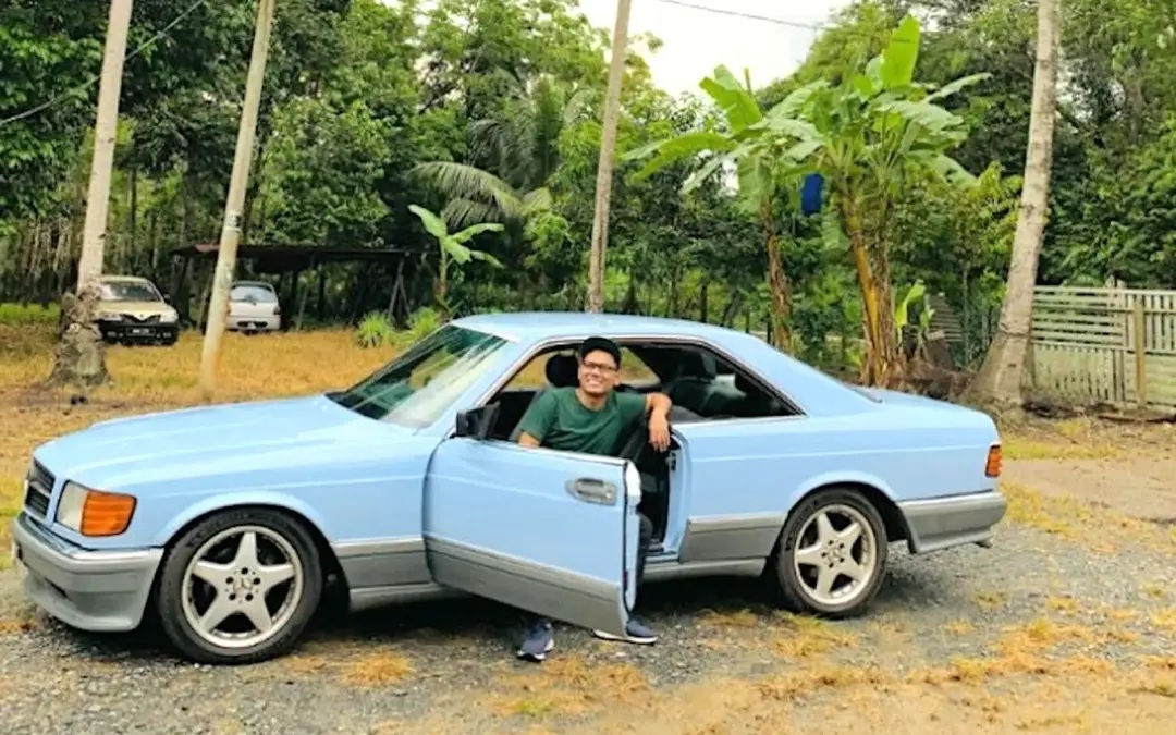 How a loaner car led to Azril's classic Mercedes collection
