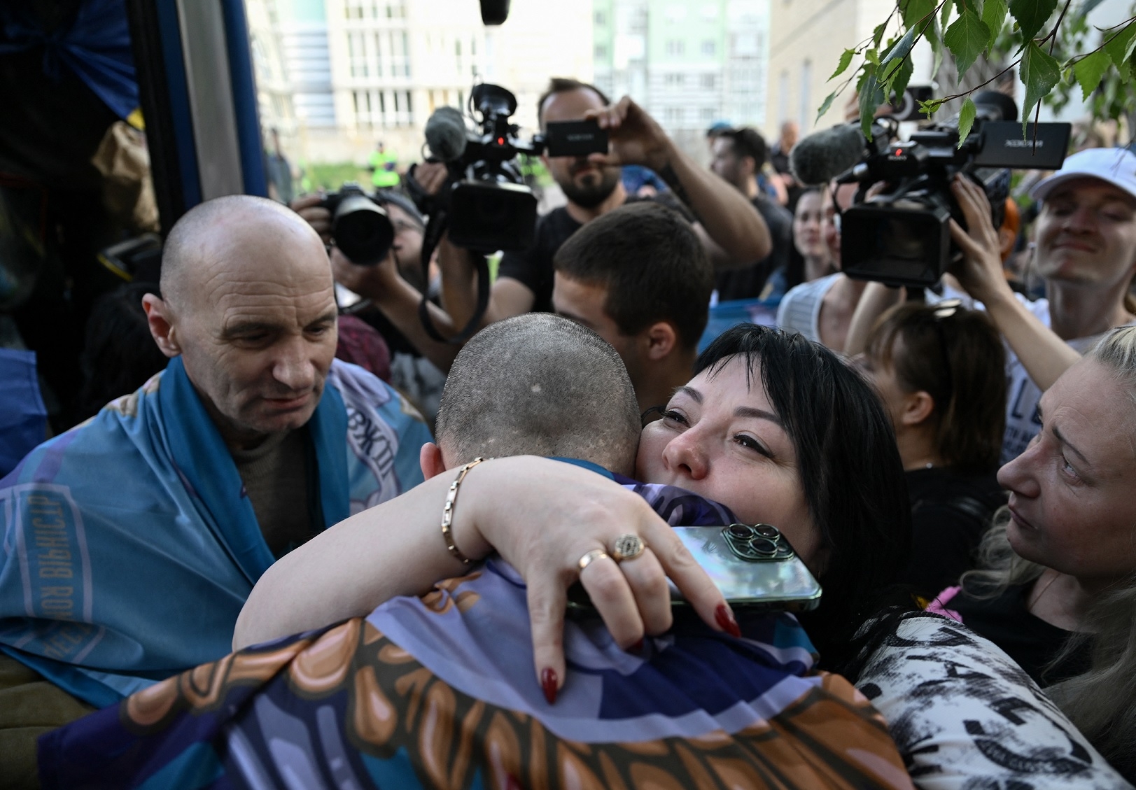 Russia strikes Kyiv after major prisoner swap
