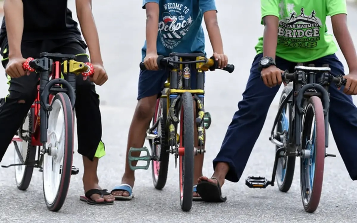 Cops probe viral video promoting ‘basikal lajak' race