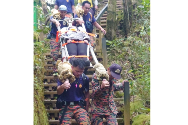 Woman injured while climbing down Kinabalu