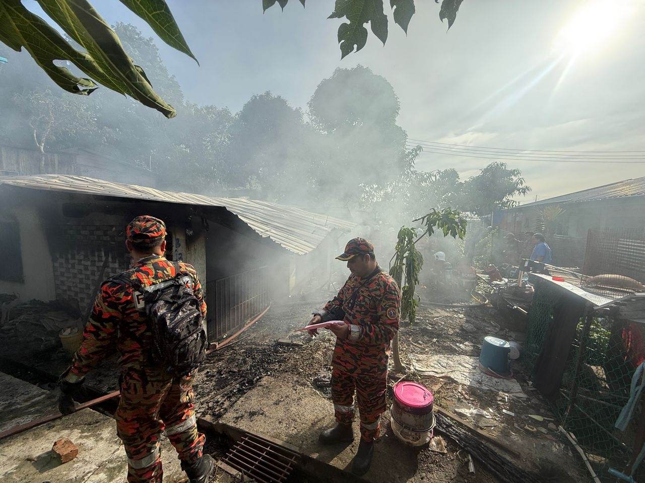Elderly woman, teenager killed in early morning Sepanggar fire