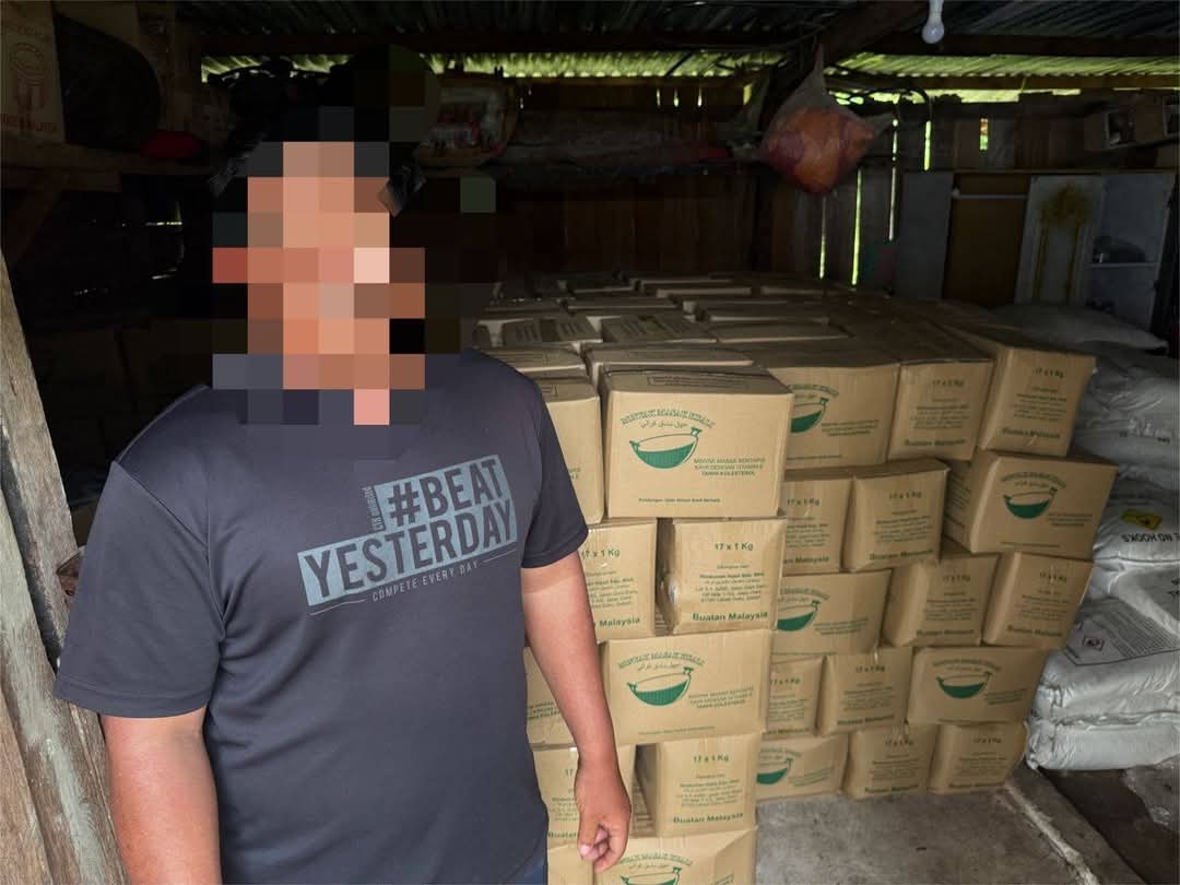 Local man held, 5,270kg of cooking oil seized in Semporna