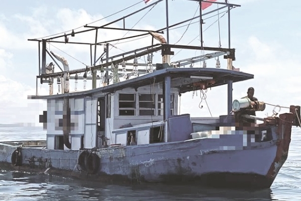 Foreigner held for illegal fishing