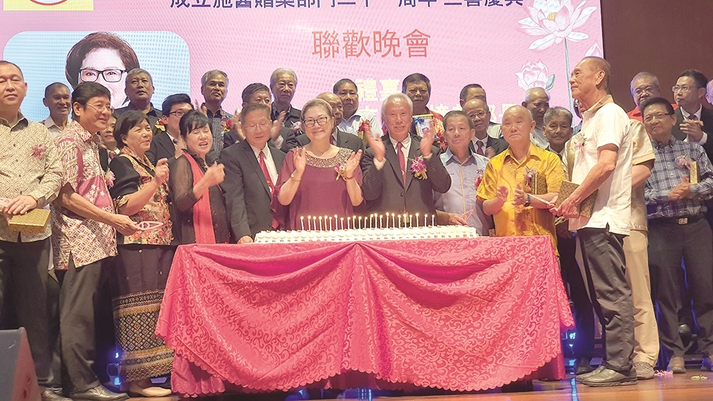RM100,000 aid for Society's building fund