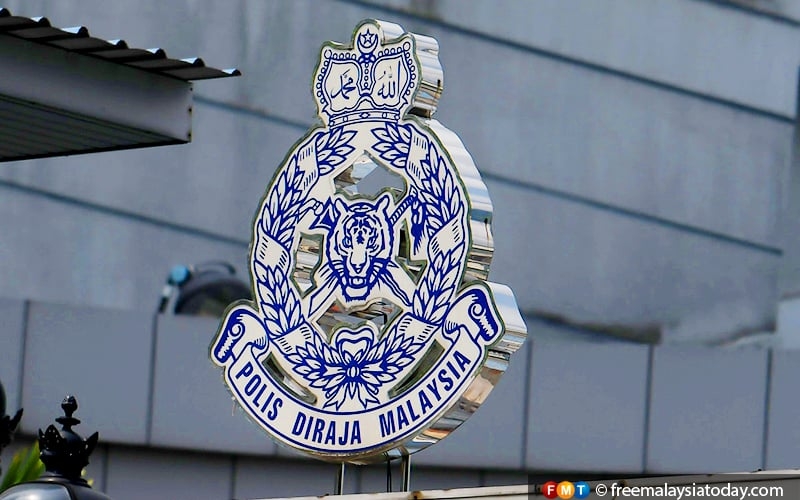 Two detained for having drugs