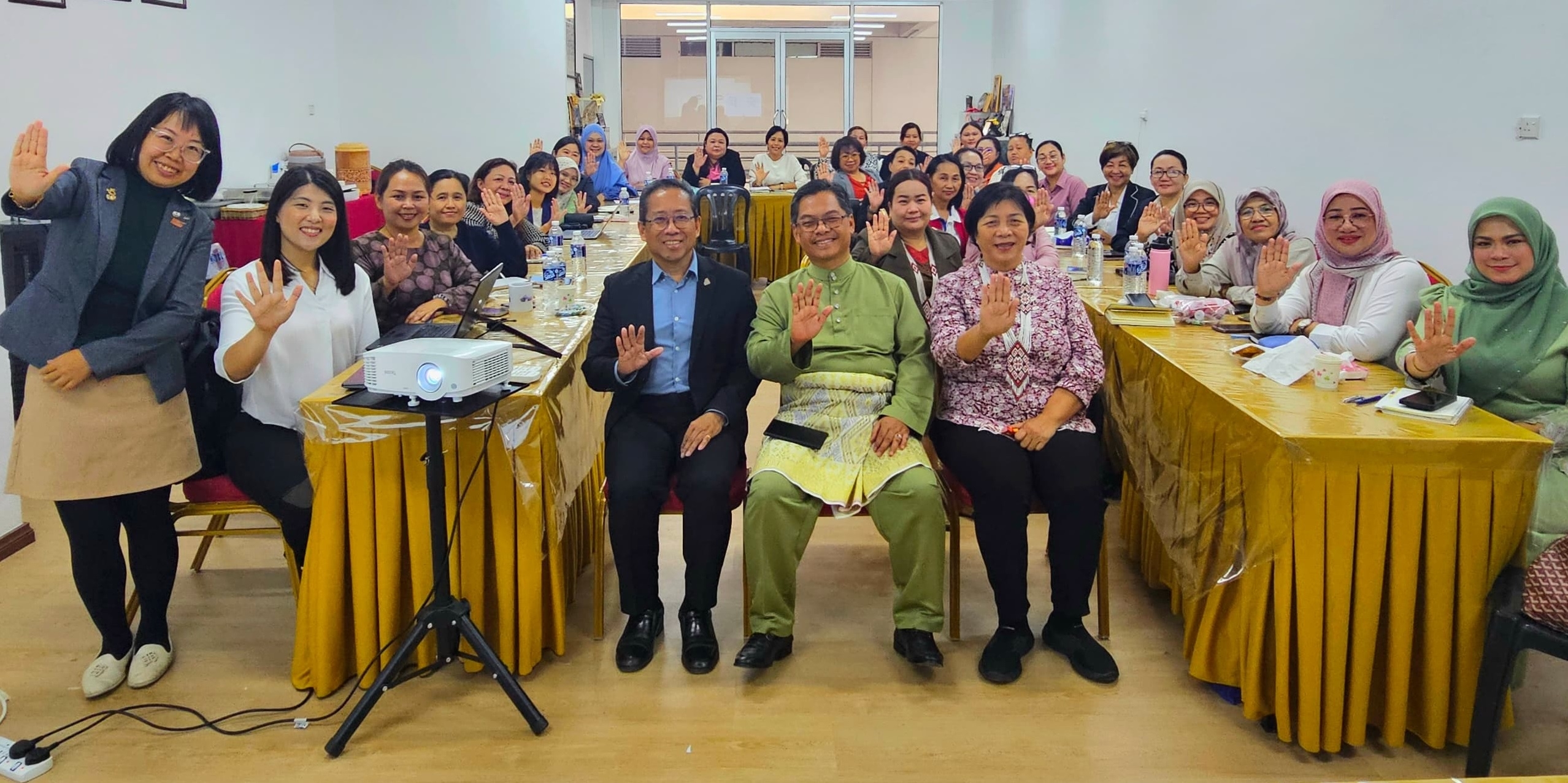 Preparing PH women for the polls