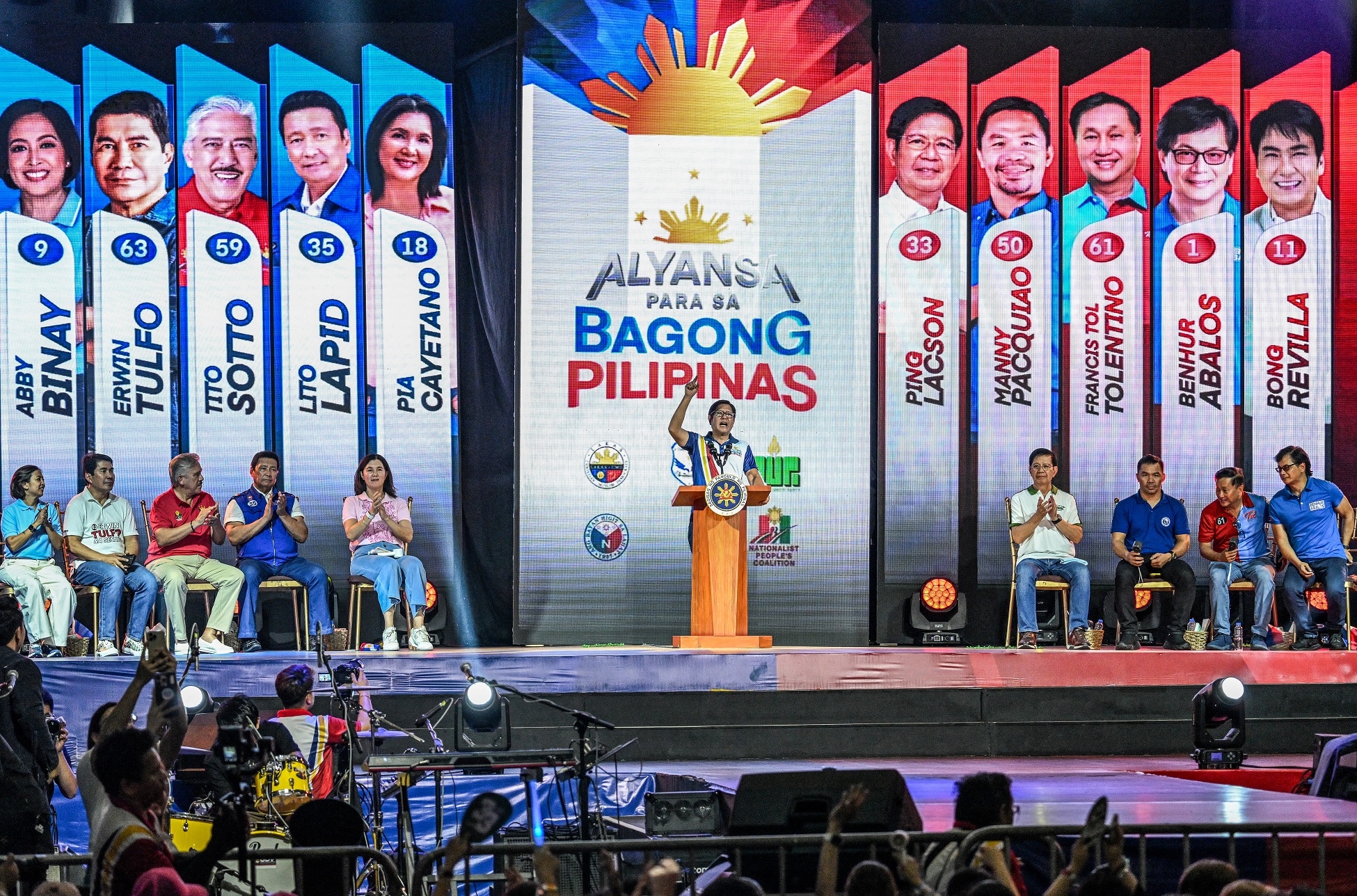 P2,000 pay increase for teachers, poll workers