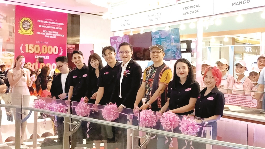 Support for small and mobile traders: Phoong
