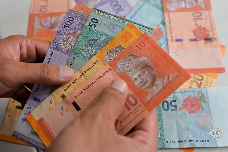 Ringgit expected to trade in cautious mode next week amid US tariff uncertainty