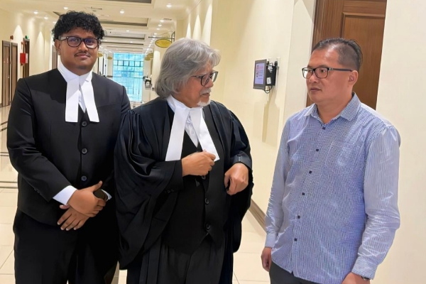 Businessman's acquittal upheld