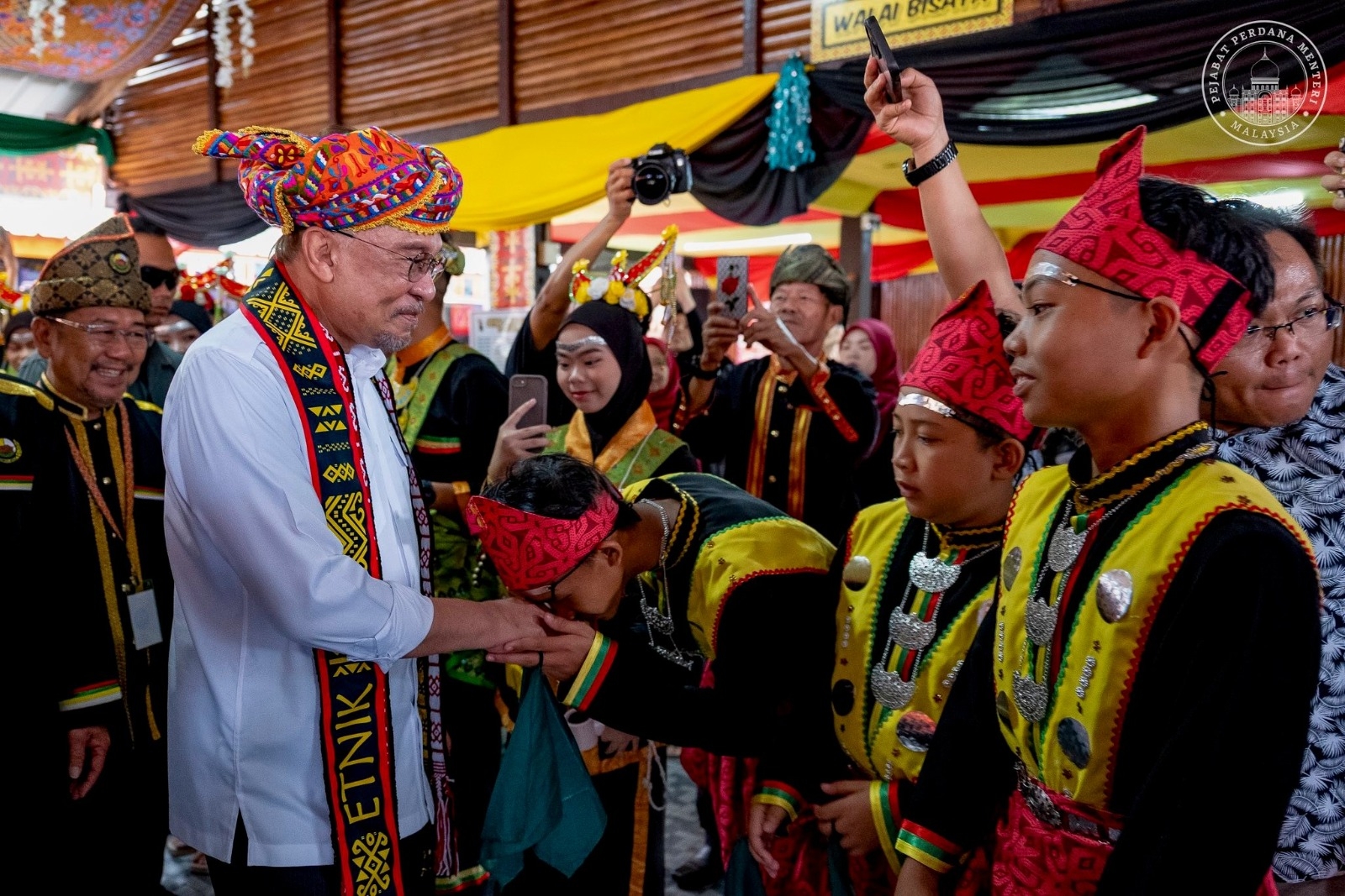 Anwar: Most rural Sabah villages to get solar power by year-end