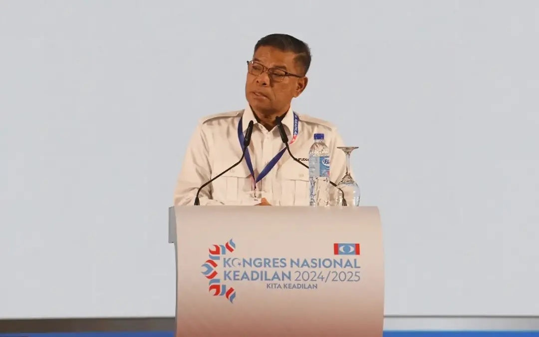 Emotional Saifuddin fears PKR may lose Rafizi
