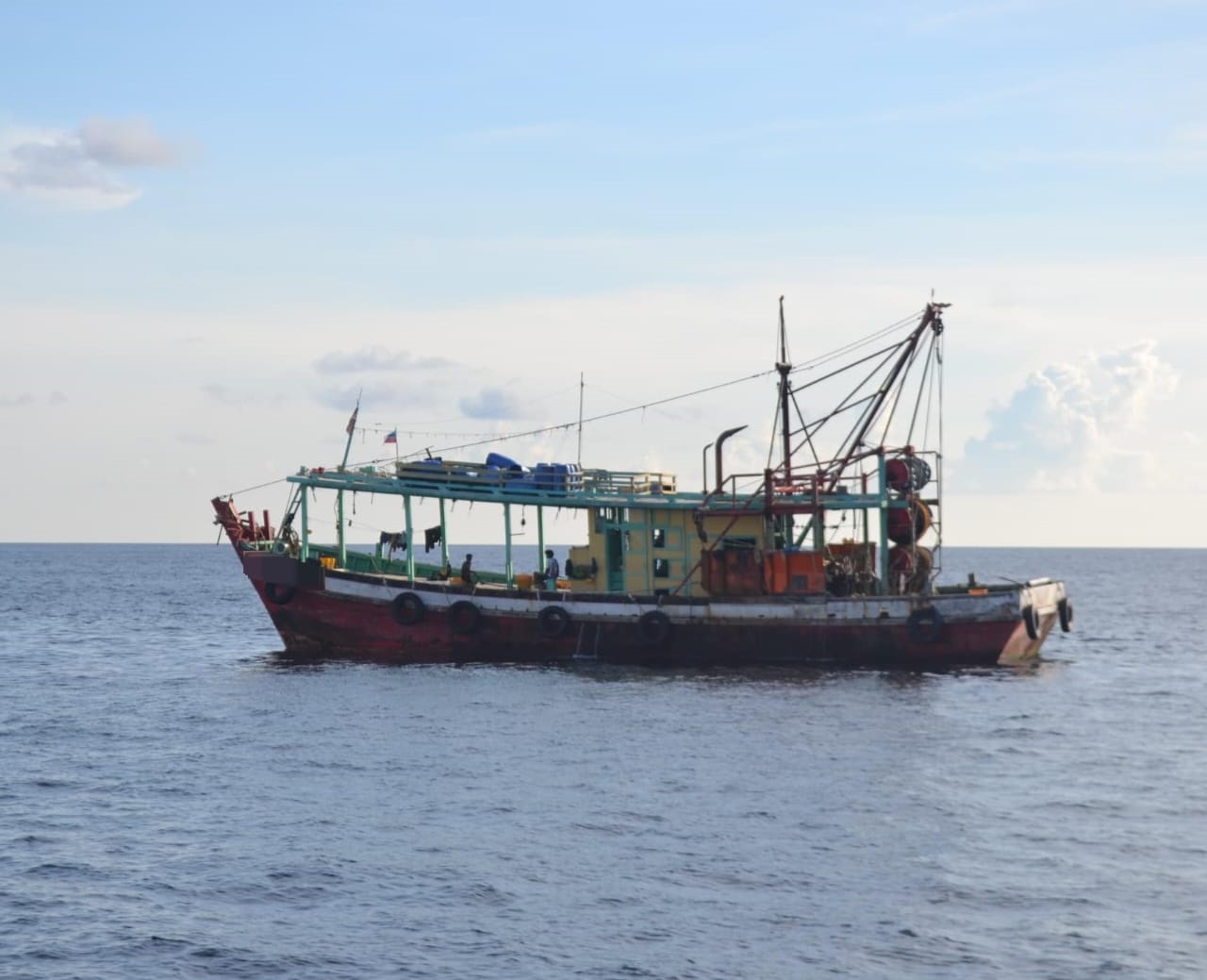 Malaysian Maritime Enforcement Agency detains fishing vessel