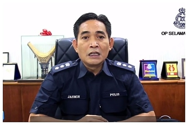 Foreigners who rammed police roadblock held