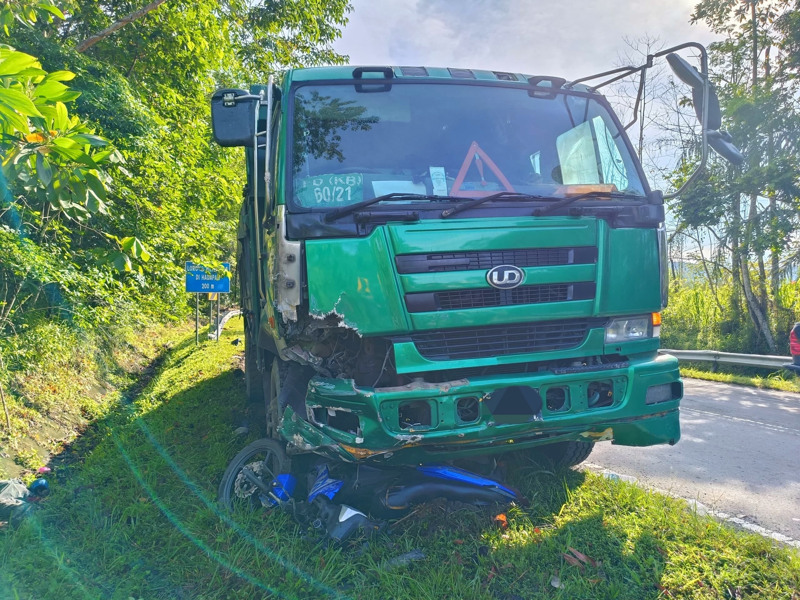 Motorcyclist dies after hit by lorry in Kota Belud