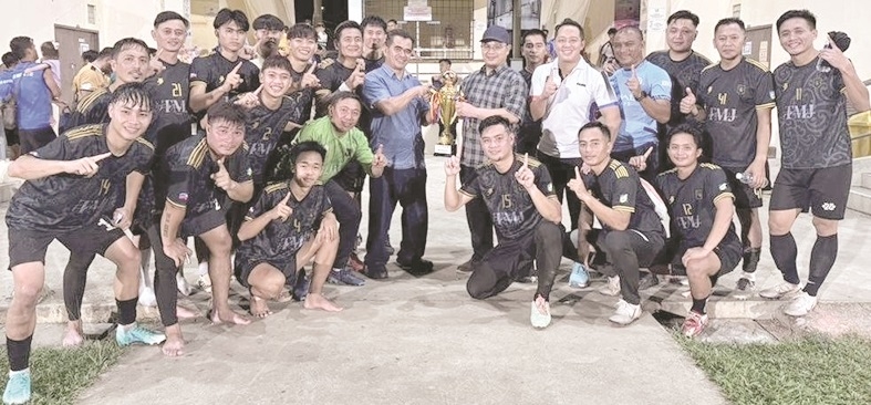 Tambunan Royal Football Club add Sinurambi Cup to collection