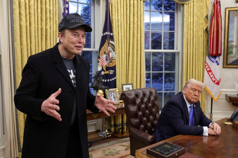 Trump warns Musk against supporting Democrats