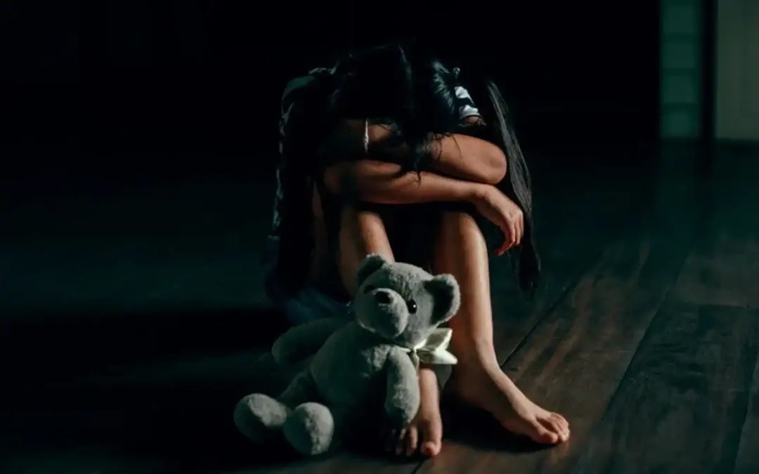 Married couple claims trial to abusing daughter