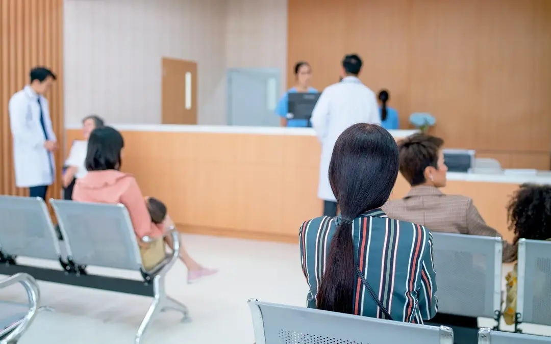 Private hospitals call for delay to 6% SST for non-Malaysians