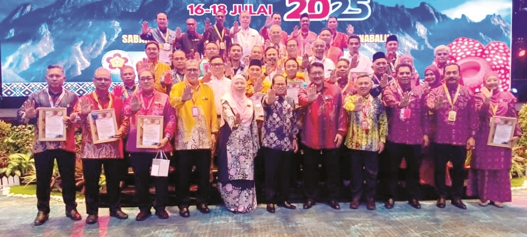 Over 2,000 headmasters attend education convention
