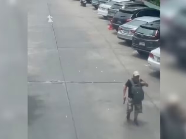 Bangkok shooting claims six lives near Chatuchak Market