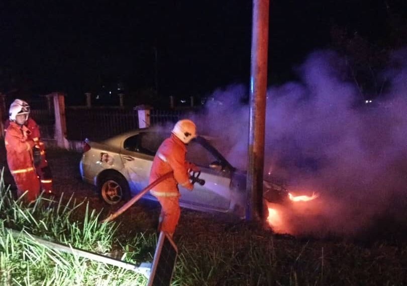 Woman survives Keningau car blaze