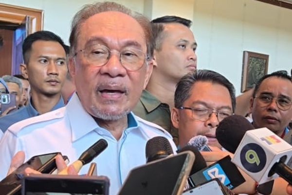 Anwar: PH to avoid three-way contests