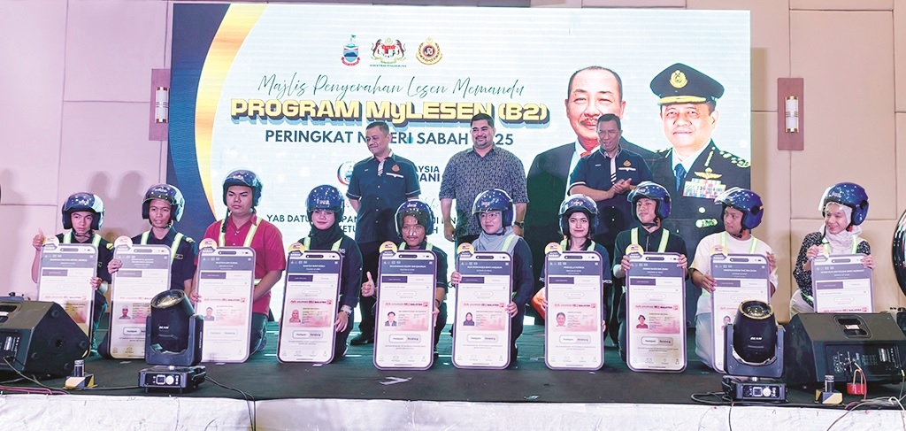 B2 motorcycle licences for 1,200