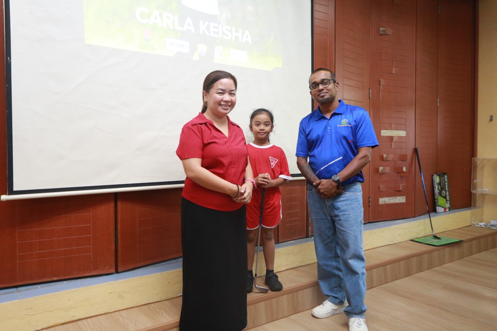 Budding golfer Carla, 7, seeks funds to compete in UK event