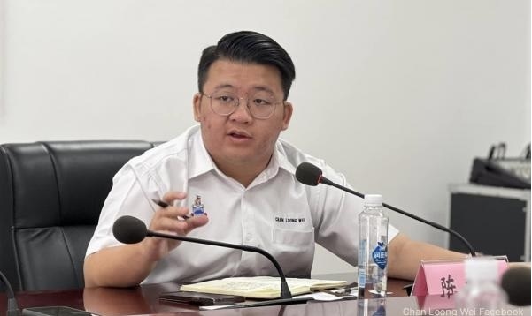 They should be suspended, not relocated, says DAP