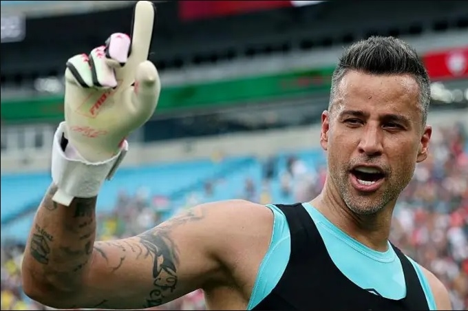 Fabio claims world record for most games