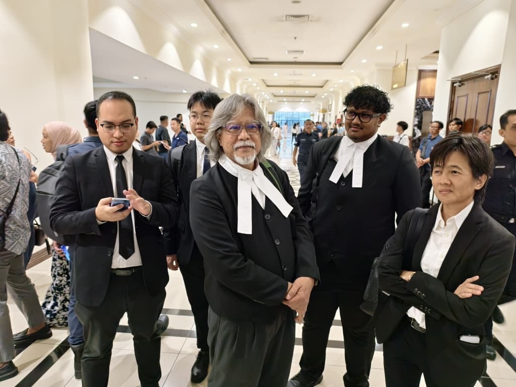 Defence counsel explains his role