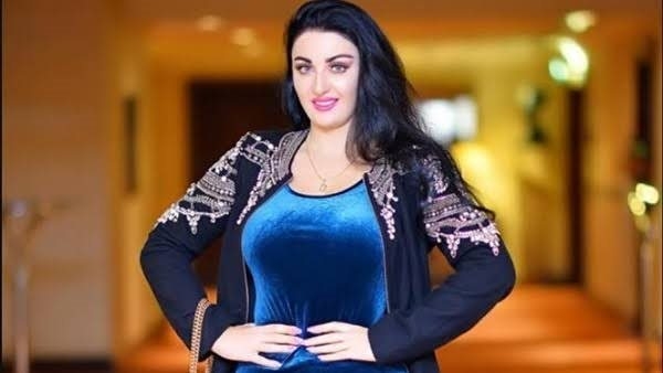 "شكلي حلو بيه".. حقيقة اعتزال صافيناز الرقص وارتداءها الحجاب