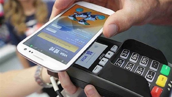 شركات الاتصالات تحذر من استخدام المحافظ الإلكترونية بعد 12 صباحًا.. ما القصة؟