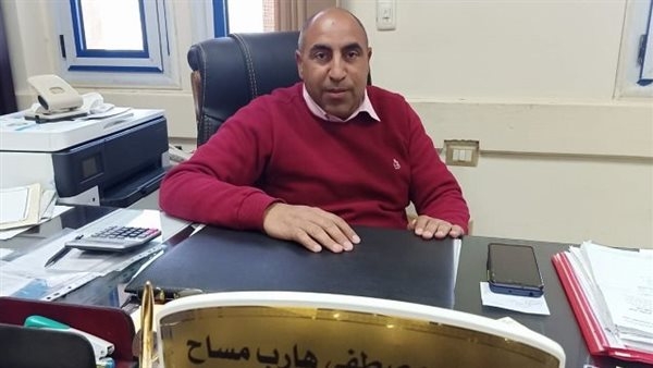 رئيس جهاز أخميم الجديدة يناقش مقترحات توفير فرص عمل لسكان المدينة