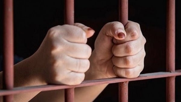 السجن 3 سنوات لـ سيدتين لممارستهما الأعمال المنافية للآداب