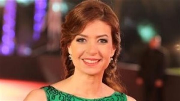 "مش مدلّعين ولا بالوراثة".. منال سلامة تفكك النظرة الجائرة لأبناء الفنانين