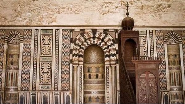 "كلمة أنا نور ونار".. موضوع خطبة الجمعة القادمة